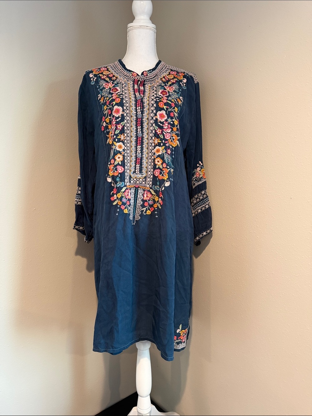Johnny Was | Bethanie Floral Embroidered Long Sleeve Tunic | Navy | XL